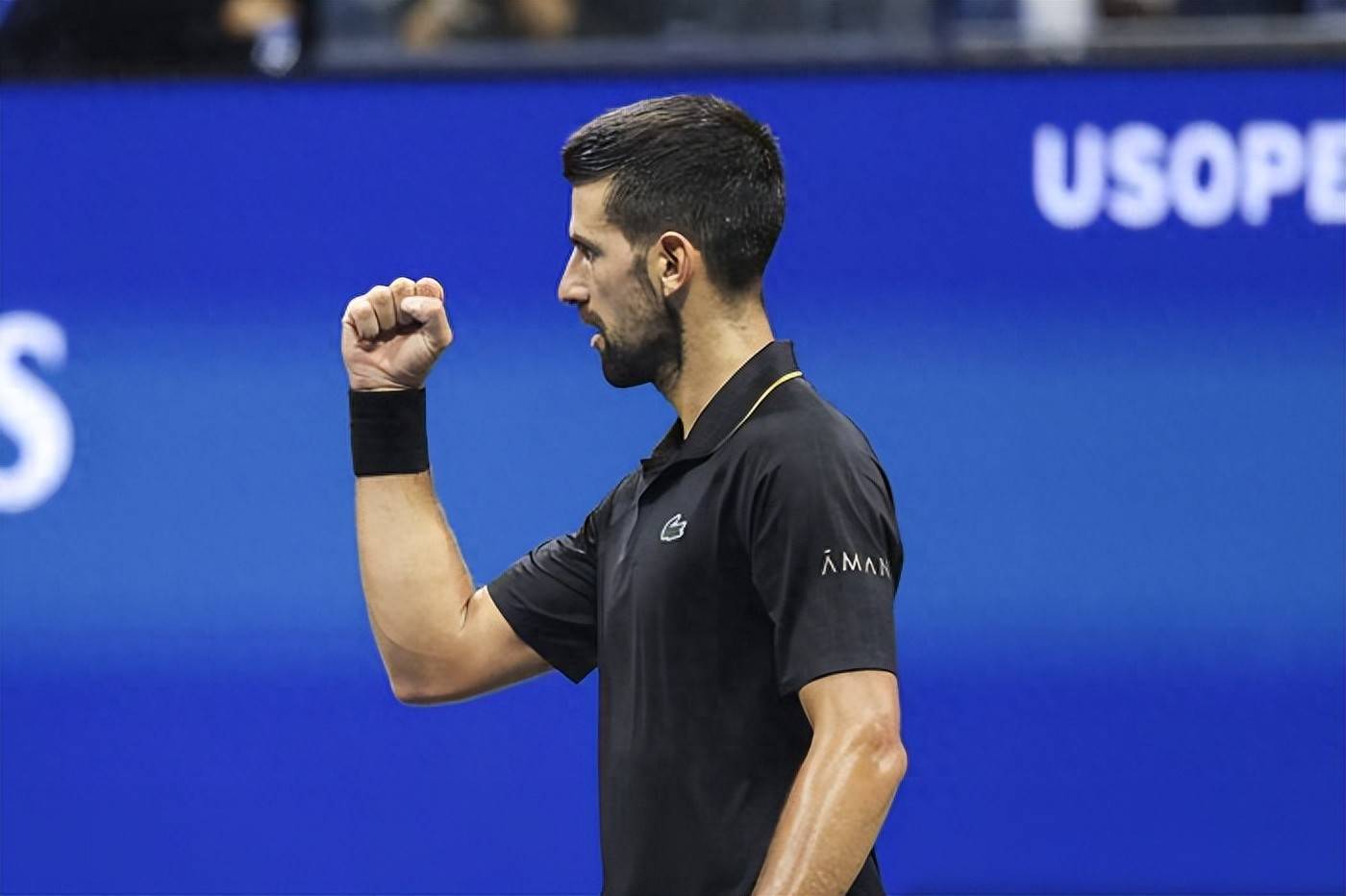 西班牙网球队险胜德国网球队,德约科维奇制霸全场的简单介绍 西班牙网球队险胜德国网球队,德约科维奇制霸全场的简单介绍