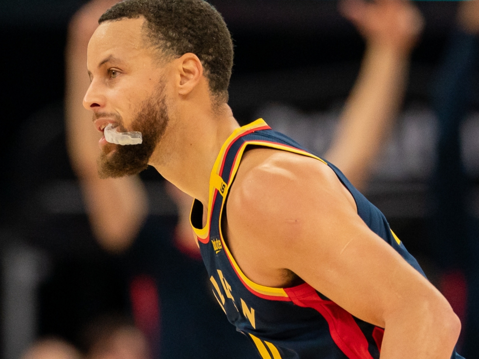 九游VIP-勇士队面临比赛中的重大伤病困扰的简单介绍