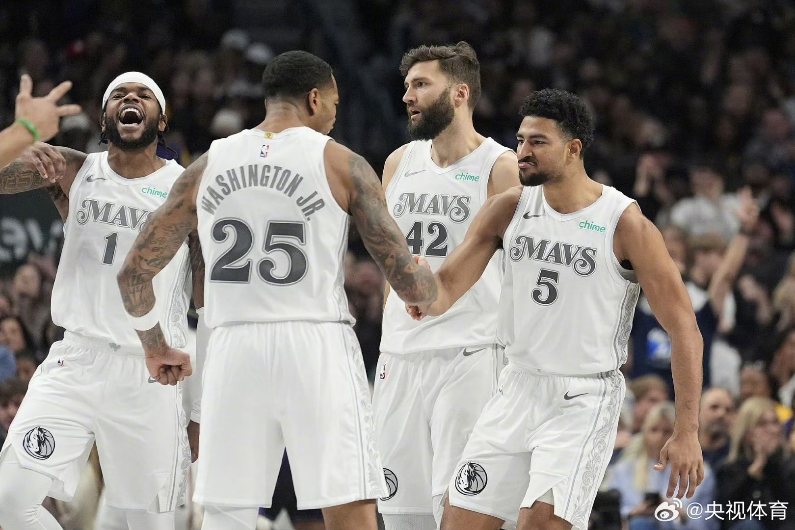 关于独行侠队客场连胜,战胜雷霆队的信息 关于独行侠队客场连胜,战胜雷霆队的信息