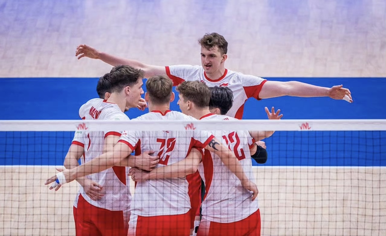 波兰横扫斯洛伐克,晋级欧锦赛强 波兰横扫斯洛伐克,晋级欧锦赛强