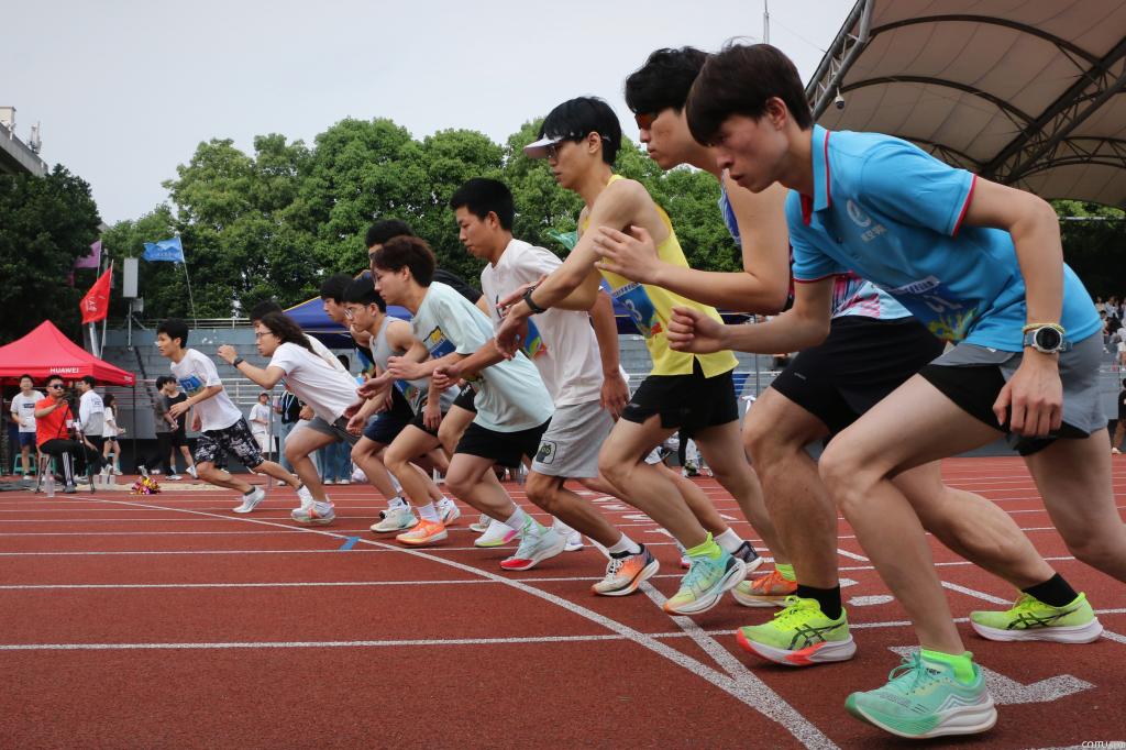 包含选手们技艺精湛,运动风采展现完美力量的词条 包含选手们技艺精湛,运动风采展现完美力量的词条