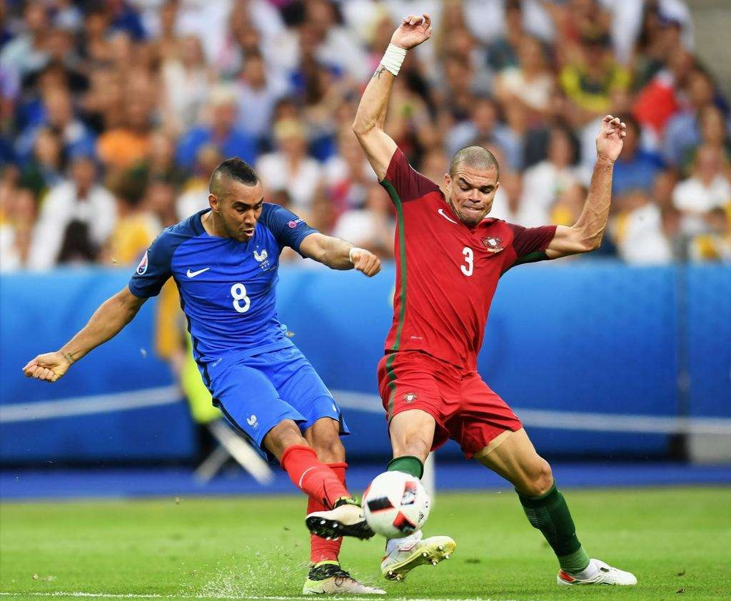 英格兰与匈牙利激战争夺胜利关键 英格兰与匈牙利激战争夺胜利关键