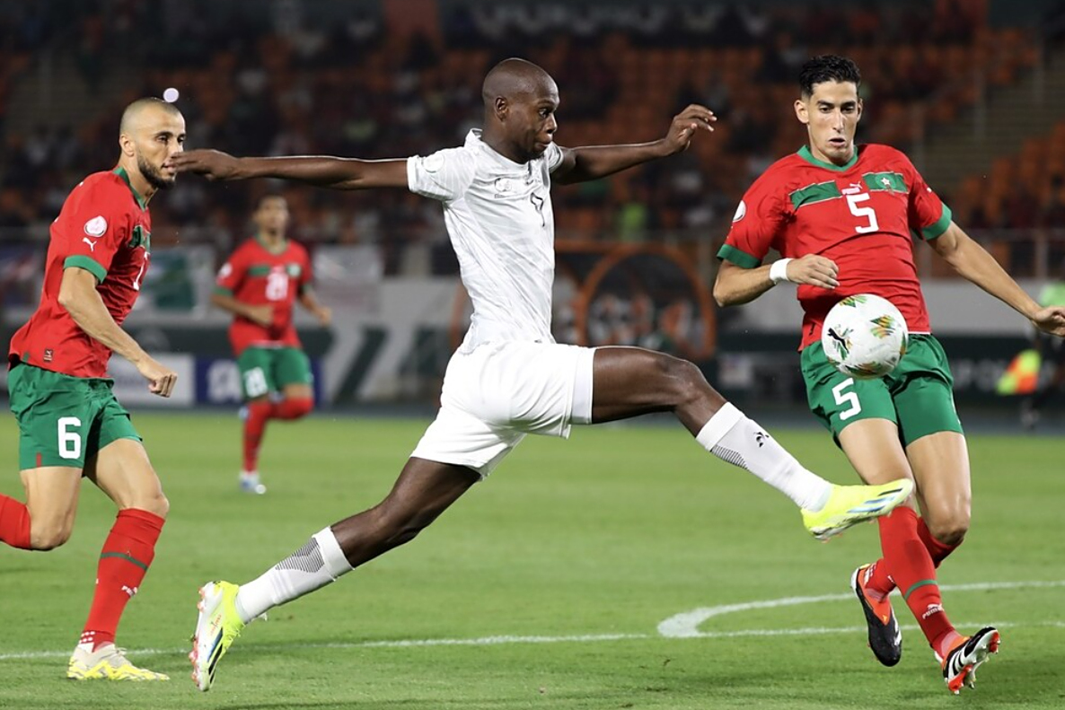 九游中国-加纳队击败摩洛哥，欧洲杯预选赛异常激烈的简单介绍