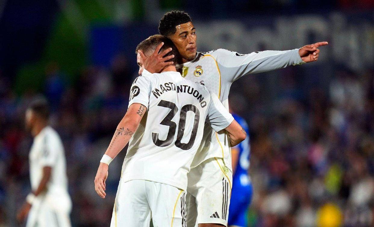 包含西班牙险胜皇马,格纳布里扛起全队的词条 包含西班牙险胜皇马,格纳布里扛起全队的词条