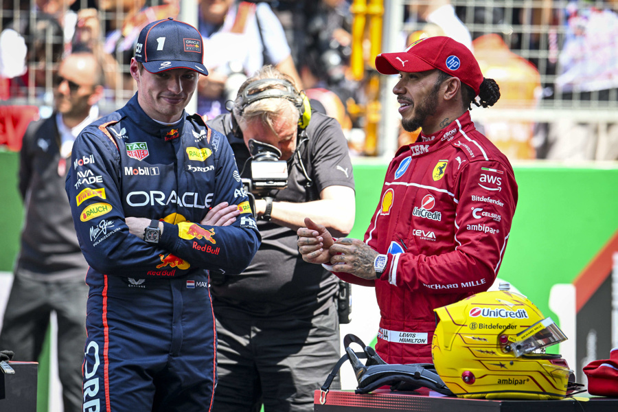 包含哈斯车队鏖战梅赛德斯,汉密尔顿高光表现的词条 包含哈斯车队鏖战梅赛德斯,汉密尔顿高光表现的词条