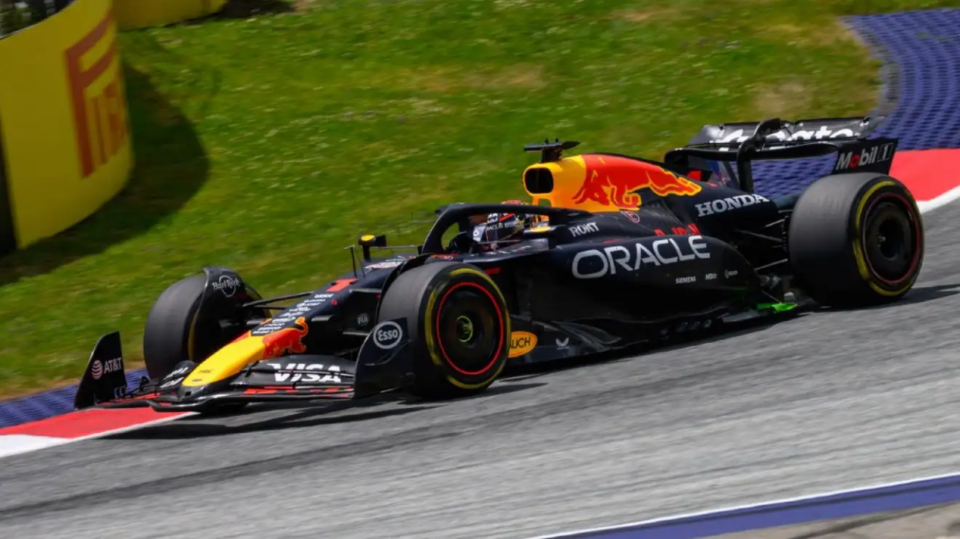 关于迈凯伦鏖战红牛车队,诺里斯扛起全队的信息 关于迈凯伦鏖战红牛车队,诺里斯扛起全队的信息