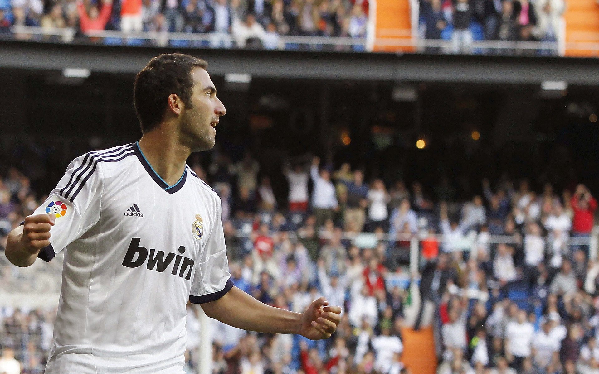 劳塔罗存在感拉满，卡塔尔世界杯上掀翻加纳的战术启示